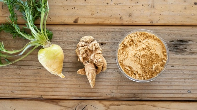 Maca, a traditional adaptogen has gained popularity as both a superfood and a powerful herbal remedy in natural medicine.