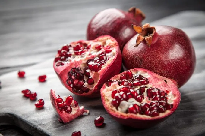 Pomegranate is rich in Vitamin C that helps to protect you from free-radical damage.